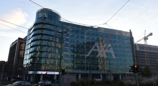 AXA