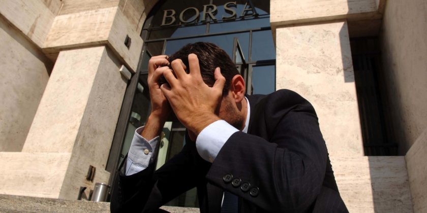 Risparmi e soldi a rischio con gli investimenti in Borsa come comportarsi