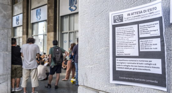 Inps, pensioni, assistenza, permessi