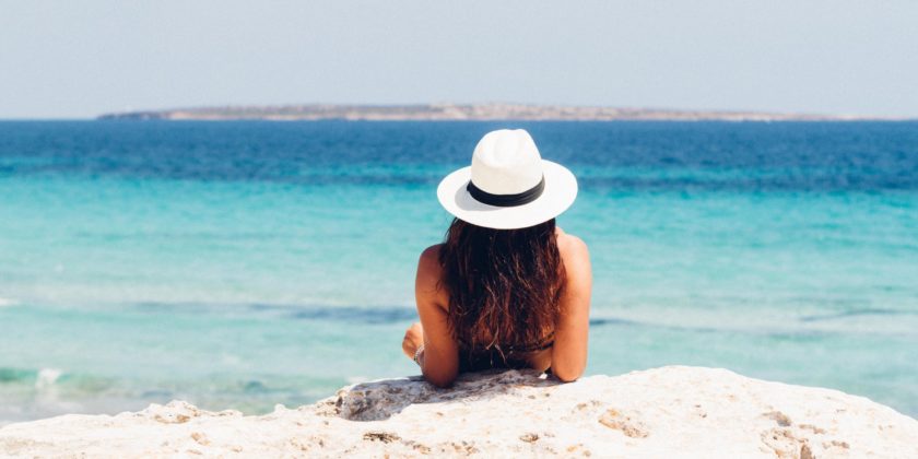 sole spiaggia vacanze mare abbronzatura