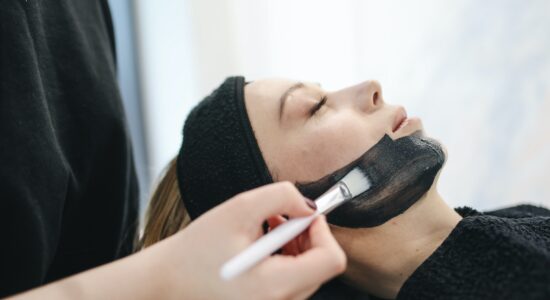pelle, peli incarniti, depilazione, scrub