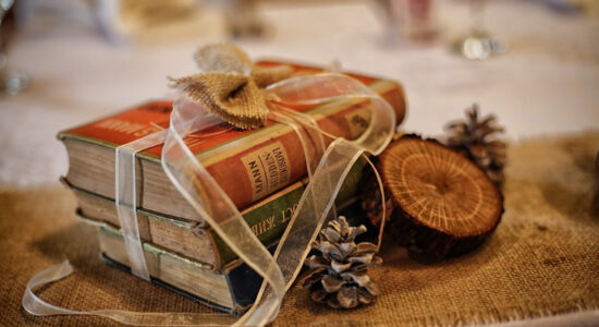 libri sotto l'albero