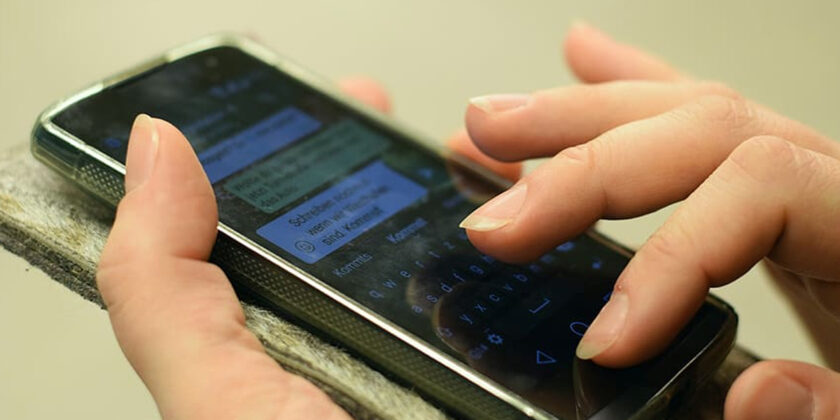 chattare su WhatsApp