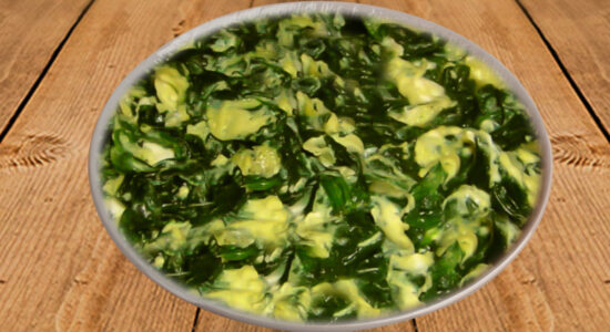 spinaci e uova