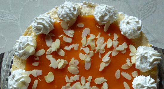 torta agli agrumi con panna