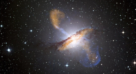 teorie universo