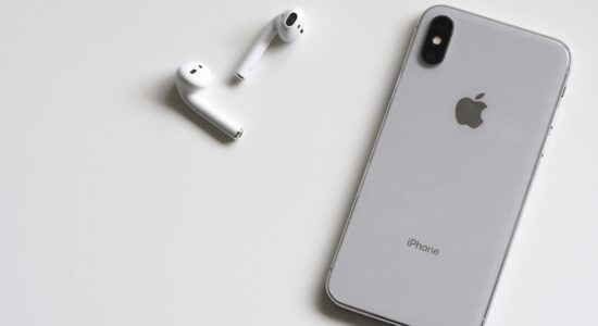 iPhone