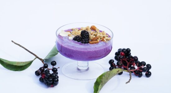 spuntino con yogurt