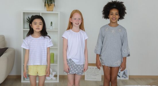 bambine di diverse altezze