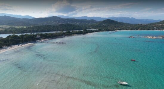 spiaggia di santa giulia corsica