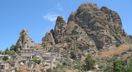Pentedattilo