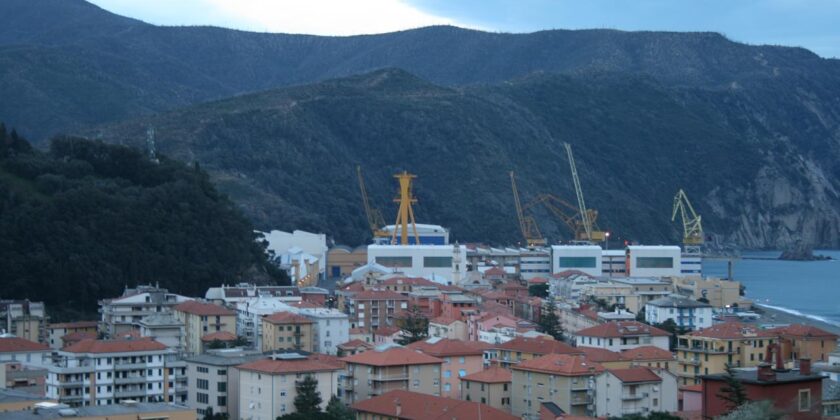 riva trigoso panorama