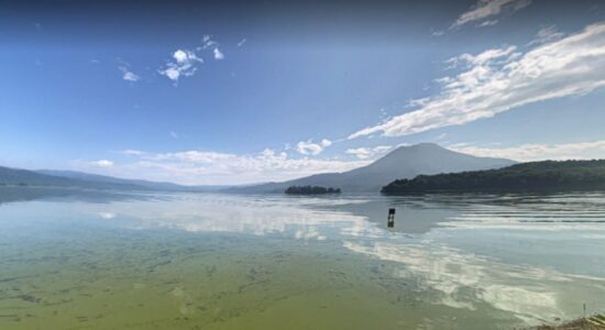 lago akan