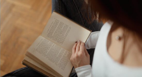 leggere libro