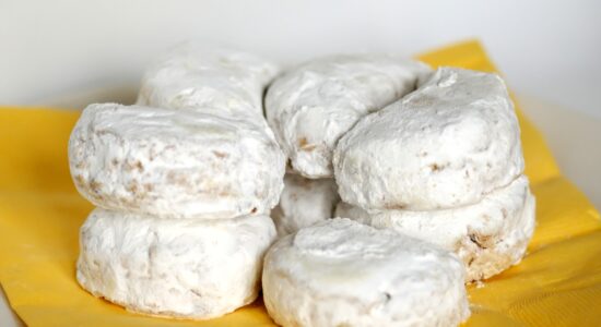 biscotti kourabiedes