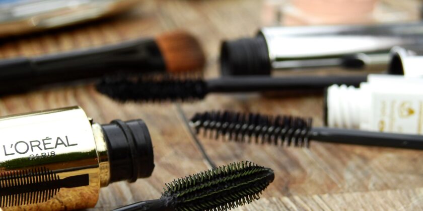 mascara