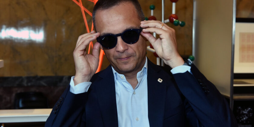 essilorluxottica