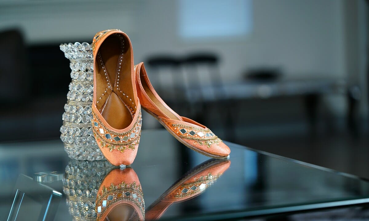 Ballerine luccicose con strass