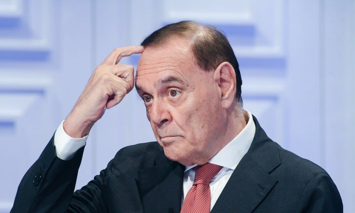 Clemente Mastella finisce sulla graticola