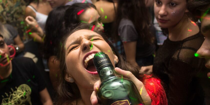 Come evitare di sbronzarsi a Capodanno