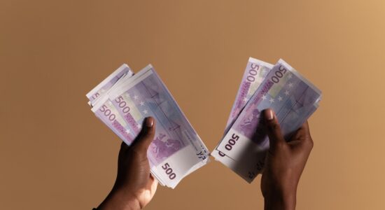 Come investire 50.000 euro-proiezionidiborsa.it