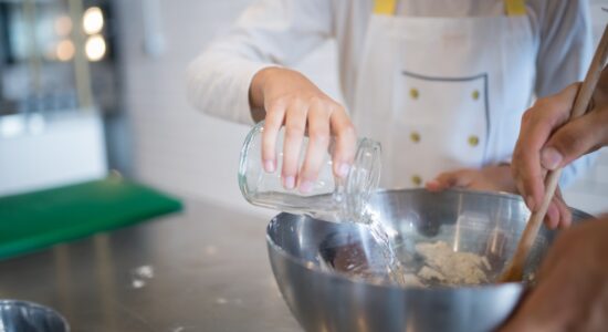 Con la pasta a sfoglia fatta in casa