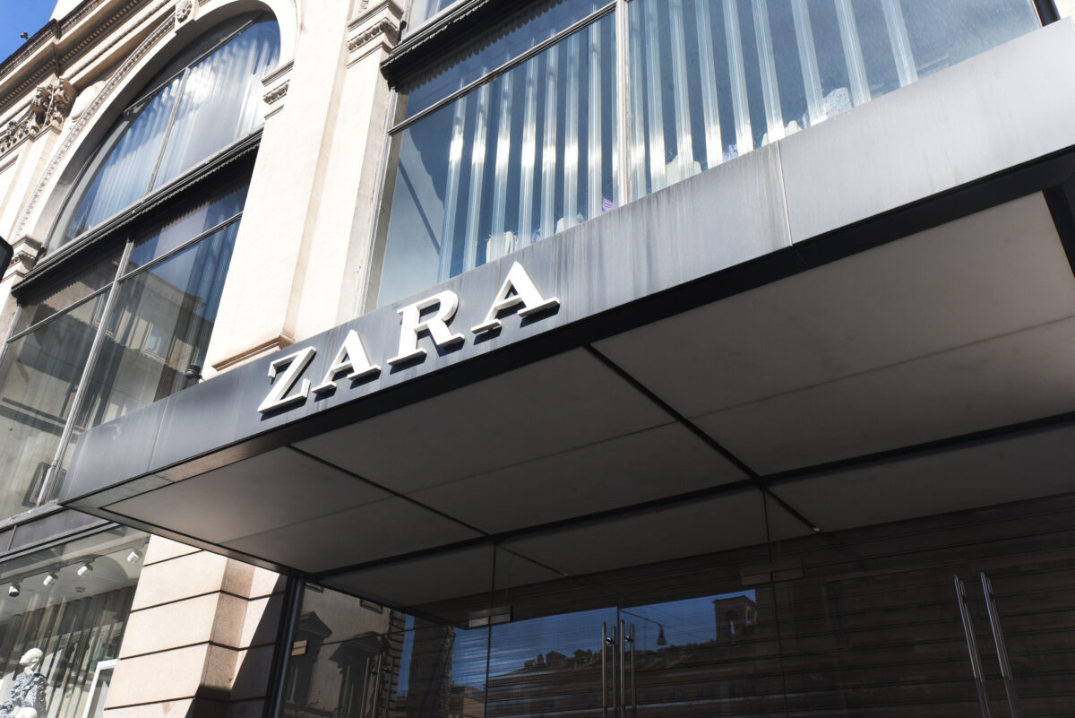 Da Zara è possibile acquistare borse a spalla con frange