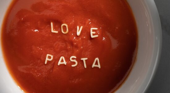 Ecco il segreto quando si usa lo scolapasta per una pasta perfetta