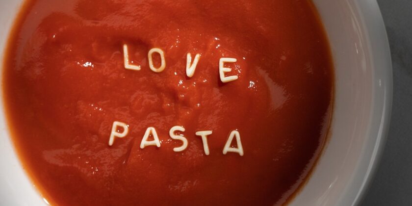 Ecco il segreto quando si usa lo scolapasta per una pasta perfetta