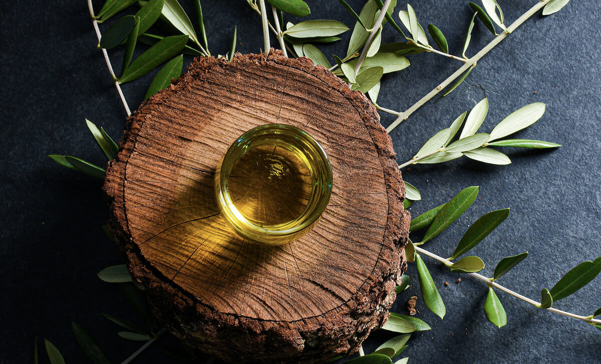Facciamo ogni tanto un trattamento con l'olio d'oliva
