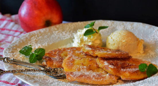 Frittelle di mele facili e veloci