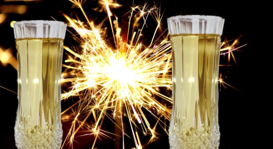 Hai pochi soldi ma vuoi festeggiare