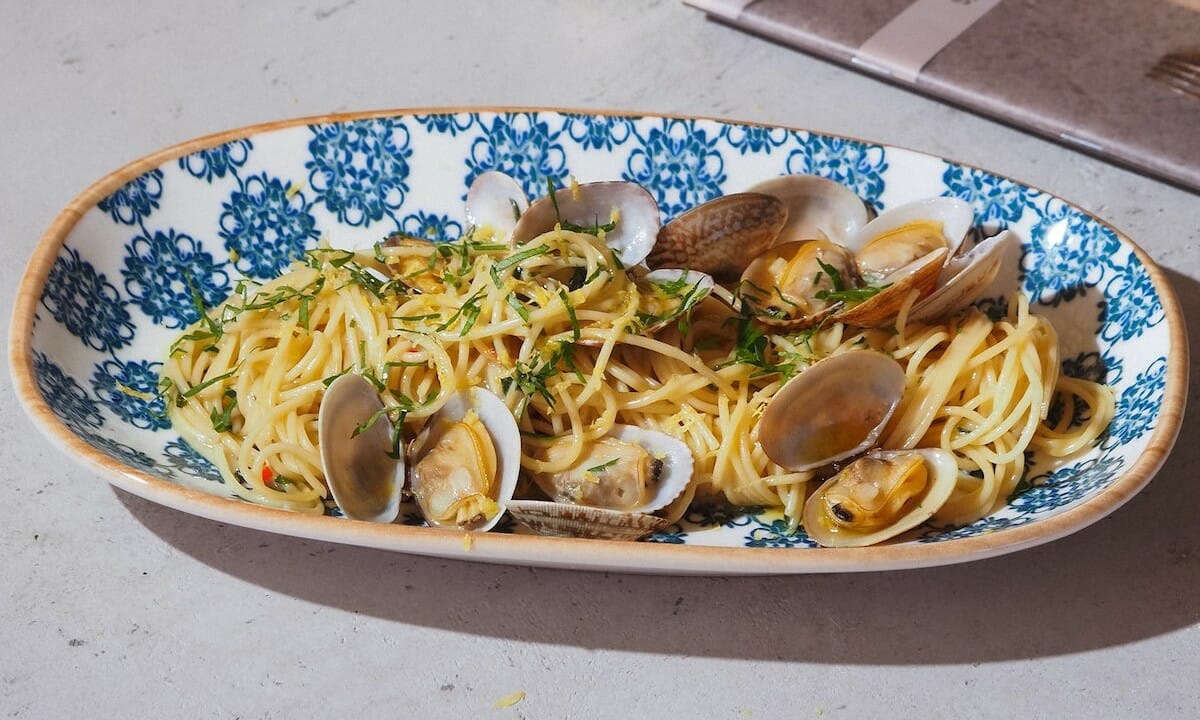 I classici spaghetti alle vongole