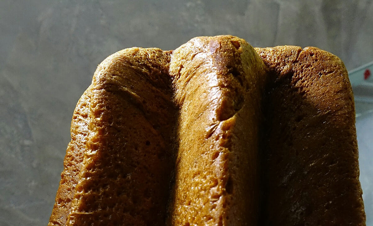 Il pandoro è il dolce originario di Verona, presente in tutte le case nel periodo di Natale