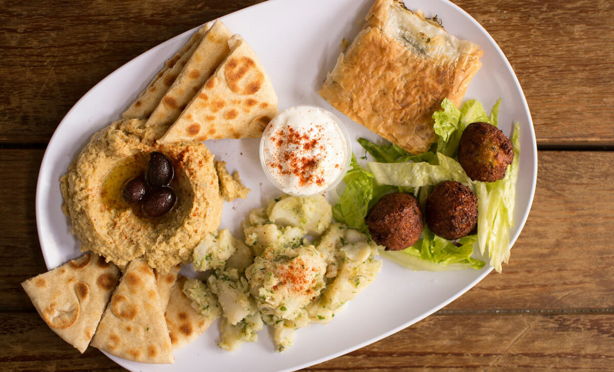 Il sapore del sommacco si sposa bene con l'hummus di ceci