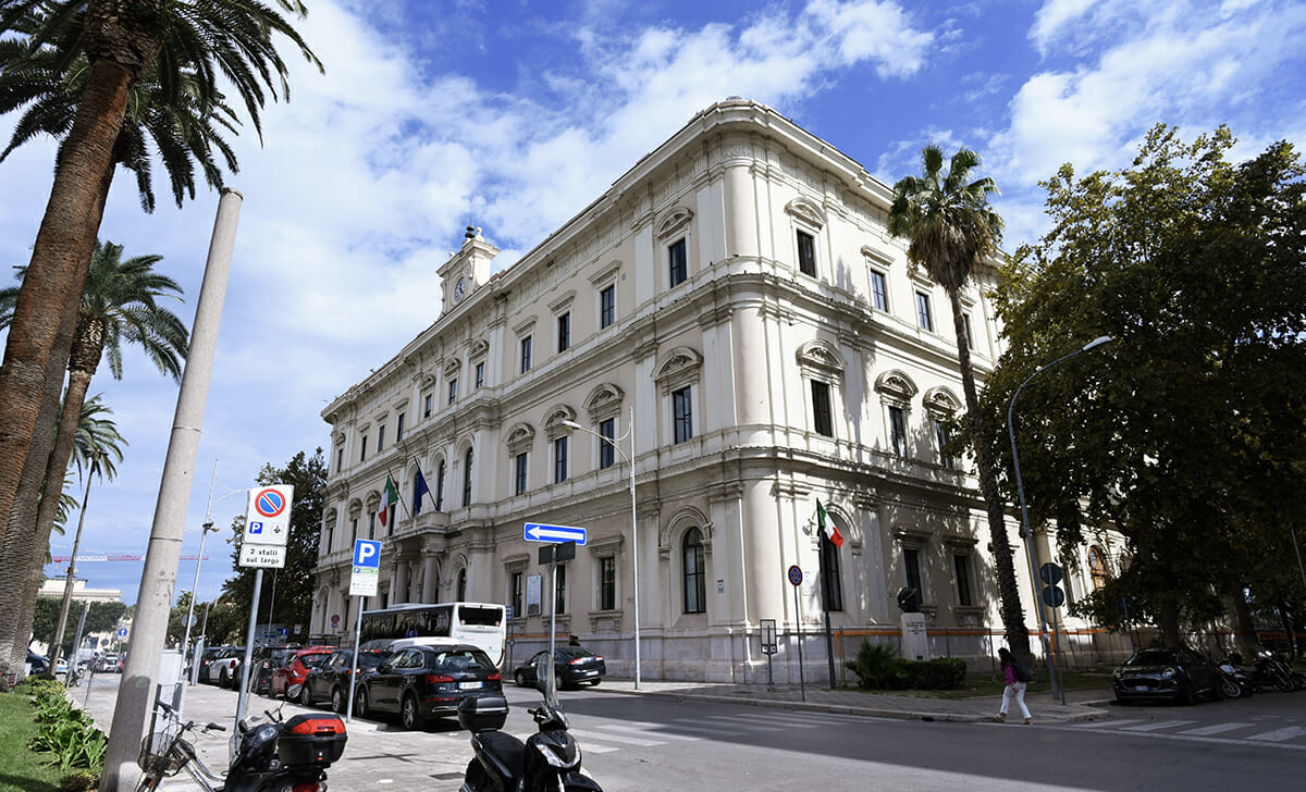 L'Ente a cui rivolgersi per la CNS è la Camera di Commercio