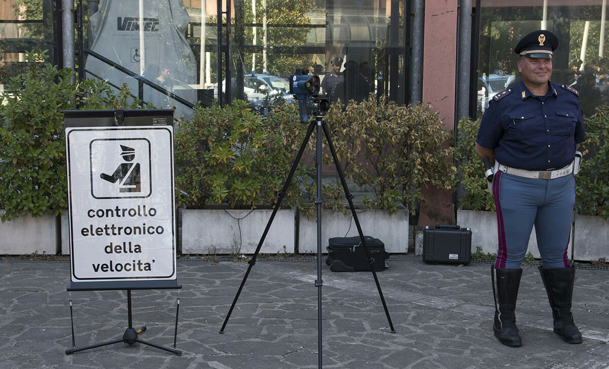 La multa può essere nulla anche a causa di mancata taratura dell'autovelox