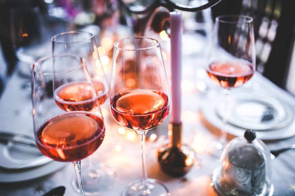 La polpa rosata del Gewurztraminer dà vita a un sapore aromatico molto caratteristico-proiezionidiborsa.it