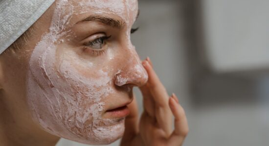 L'incredibile maschera viso fatta solo con ingredienti naturali-proiezionidiborsa.it