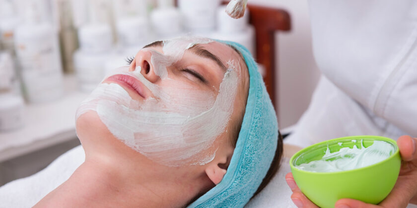 Maschera anti age per rughe distese ad effetto lifting naturale