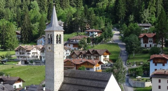 Ossana, borgo dei presepi in Trentino.1