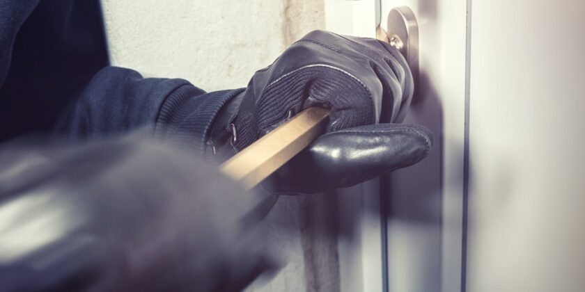 Paura che i ladri entrino in garage