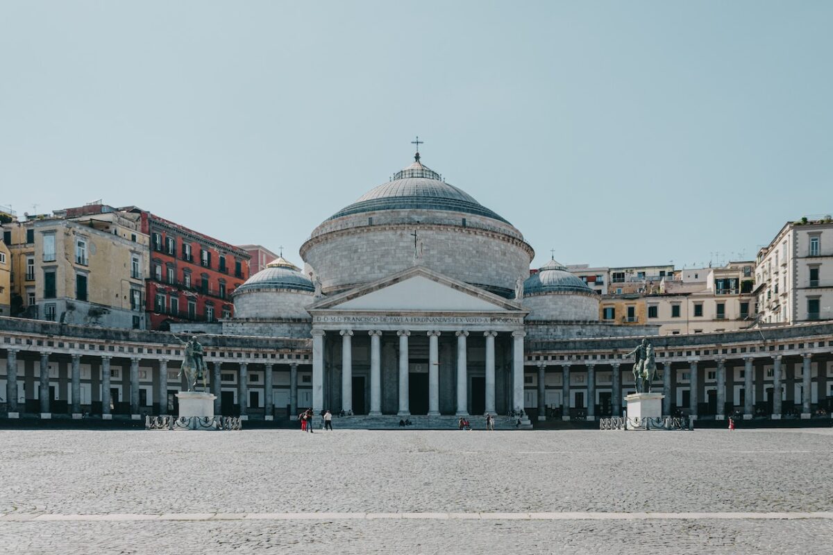 Piazza del Plebiscito, Napoli-proiezionidiborsa.it