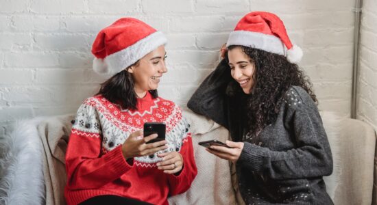 Quali sono le mode trendy sui social durante queste feste-proiezionidiborsa.it (2)