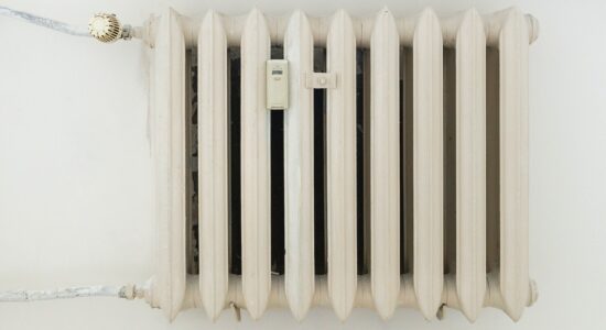 Quando accendere i termosifoni in inverno-proiezionidiborsa.it