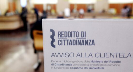 Reddito di cittadinanza lavorare oppure rivolgersi alla Caritas-proiezionidiborsa.it
