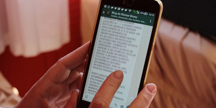 Si può impedire di farci aggiungere nei gruppi WhatsApp se non lo vogliamo