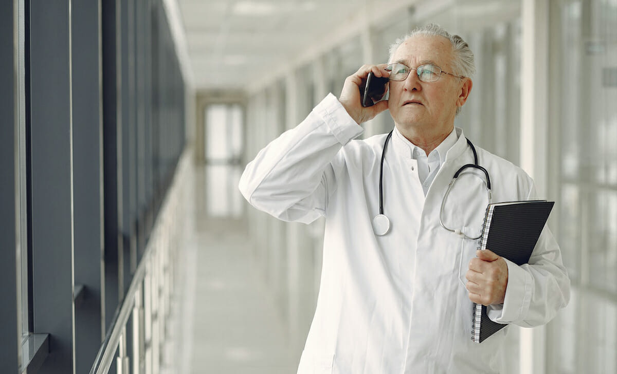 Si richiede la Laurea in Medicina e Chirurgia e l’iscrizione all’Albo dell’Ordine dei Medici