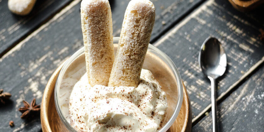 Tiramisù diverso dal solito in una variante perfetta per Natale