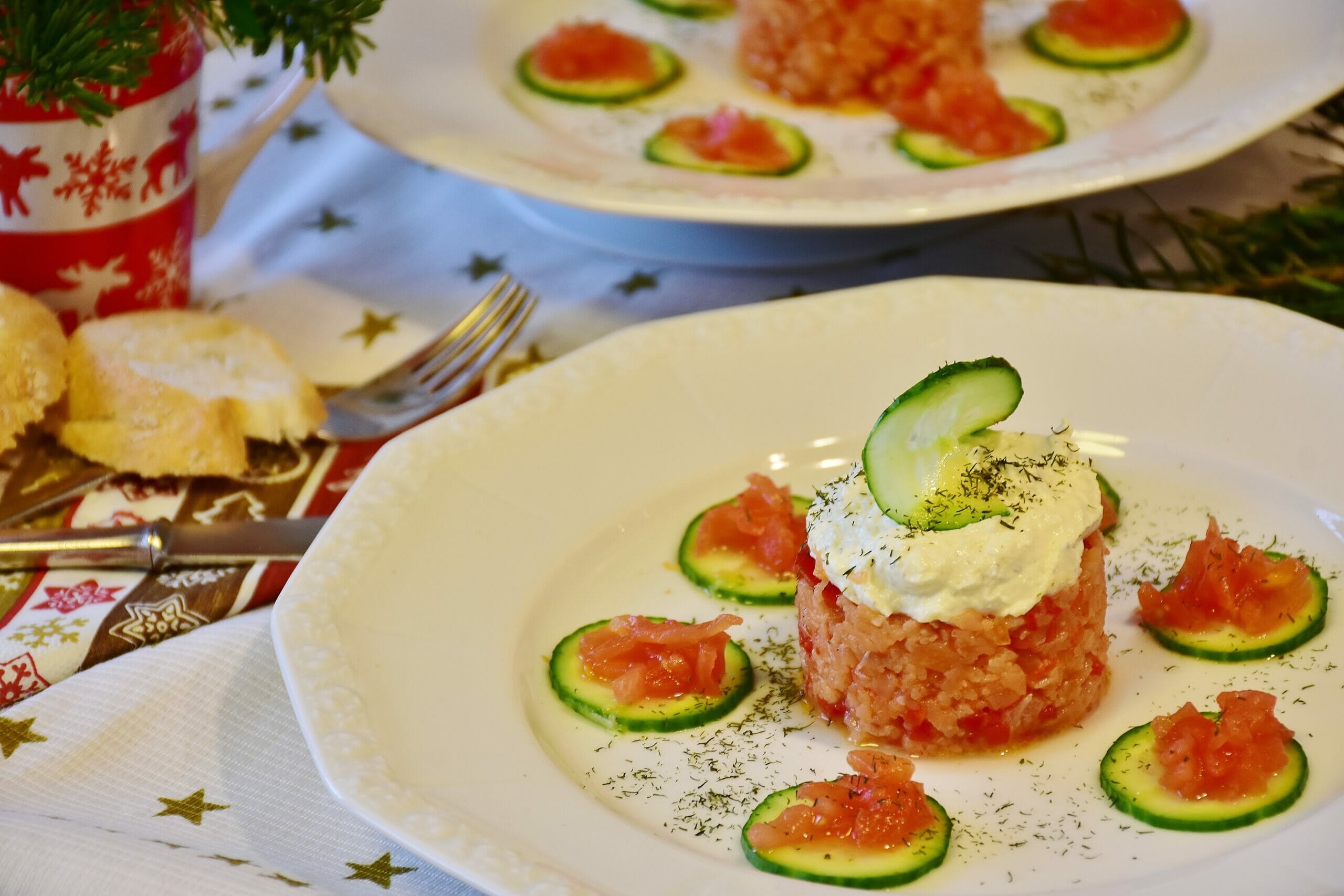 Tra cene della vigilia, pranzi di Natale, veglioni di Capodanno, aperitivi con gli amici è un continuo ingurgitare calorie